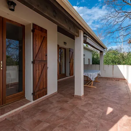 Holiday home Agula Marina By Interhome